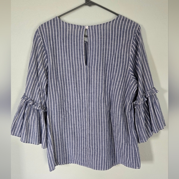 Midnight Sky Chambray Stripe Top Bell Sleeves Size Large - Picture 2 of 4